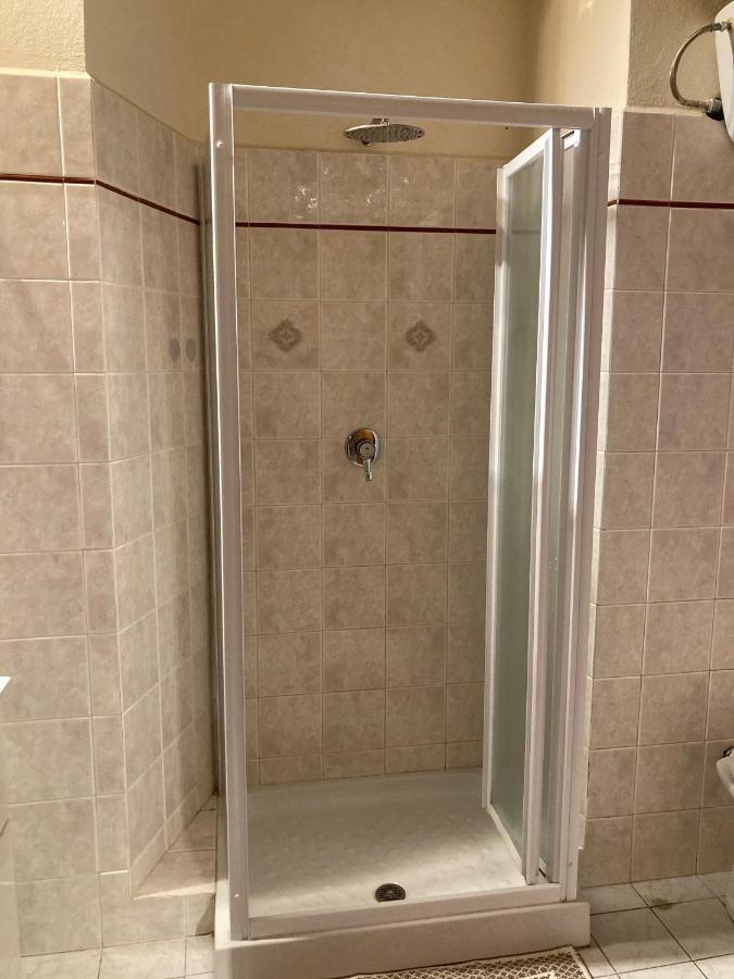 Great Studio Apartment In The Heart Of Кьянни Экстерьер фото