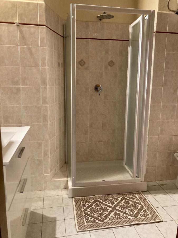 Great Studio Apartment In The Heart Of Кьянни Экстерьер фото