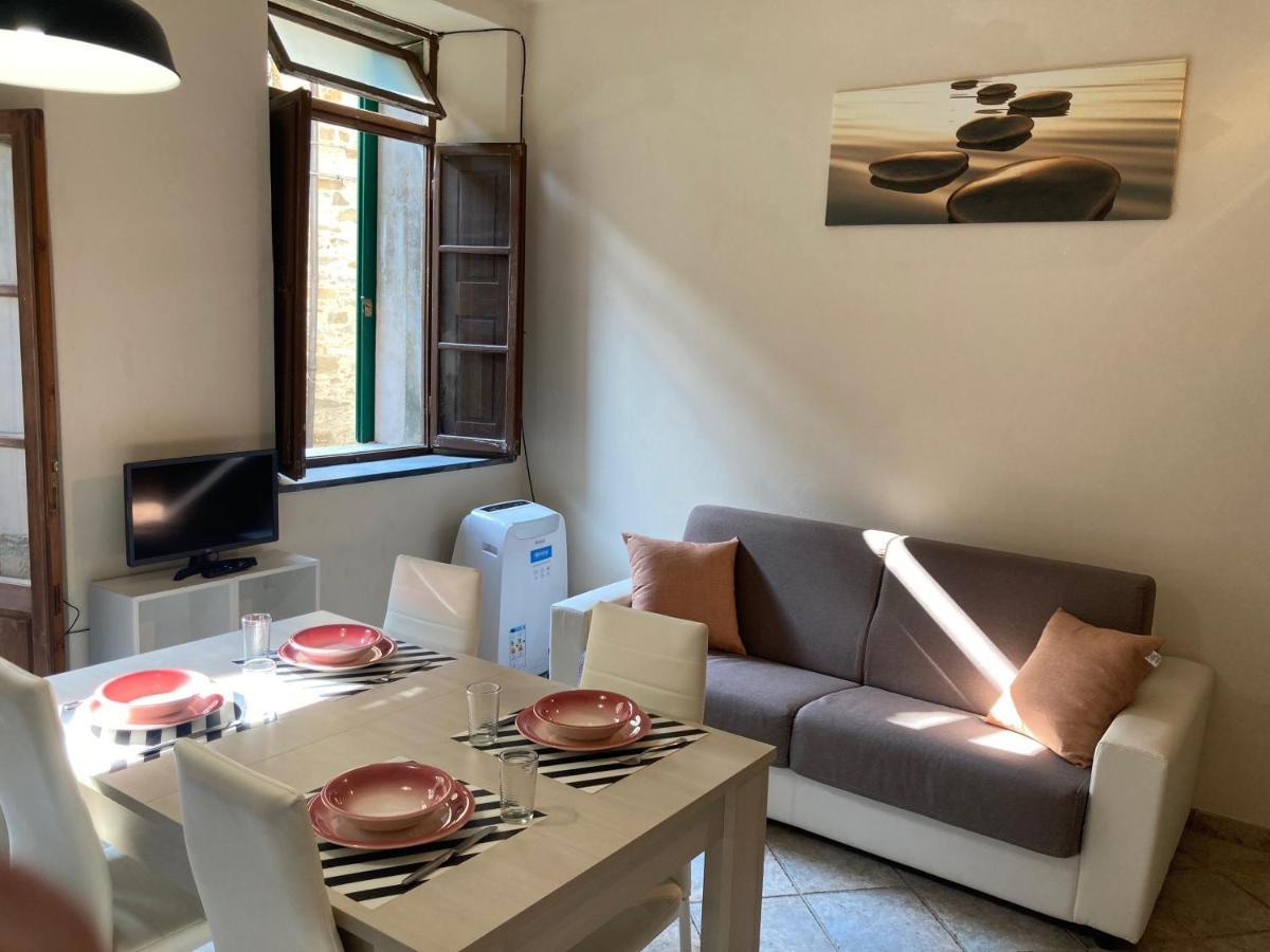 Great Studio Apartment In The Heart Of Кьянни Экстерьер фото